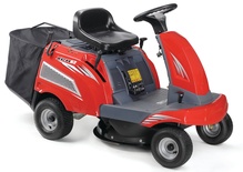 Red Rhino - Ride on lawnmower - 4.2kW